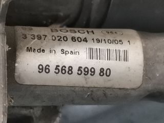 bontott PEUGEOT 407 Bal első Ablaktörlő Motor