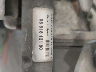 bontott PEUGEOT 407 Bal első Ablaktörlő Motor