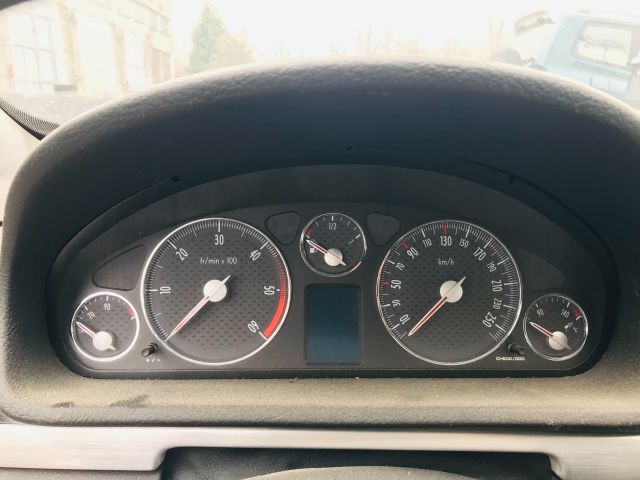 bontott PEUGEOT 407 Bal első Ajtó (Részeivel)