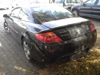 bontott PEUGEOT 407 Bal első Ajtó (Üres lemez)