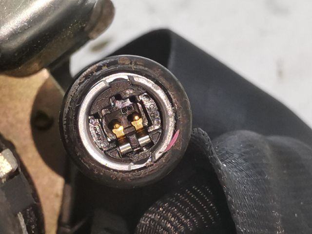 bontott PEUGEOT 407 Bal első Biztonsági Öv