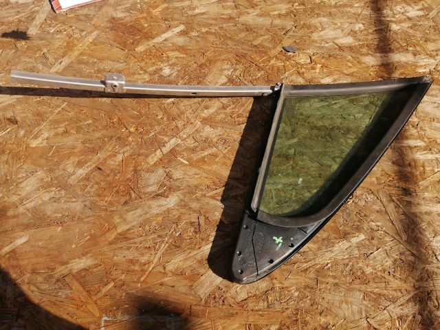 bontott PEUGEOT 407 Bal első Fixüveg (Ajtóban)