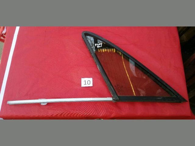 bontott PEUGEOT 407 Bal első Fixüveg (Ajtóban)