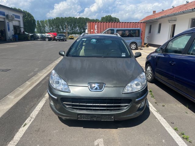 bontott PEUGEOT 407 Bal első Sárvédő