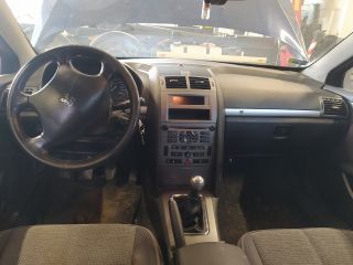 bontott PEUGEOT 407 Bal első Zsanér