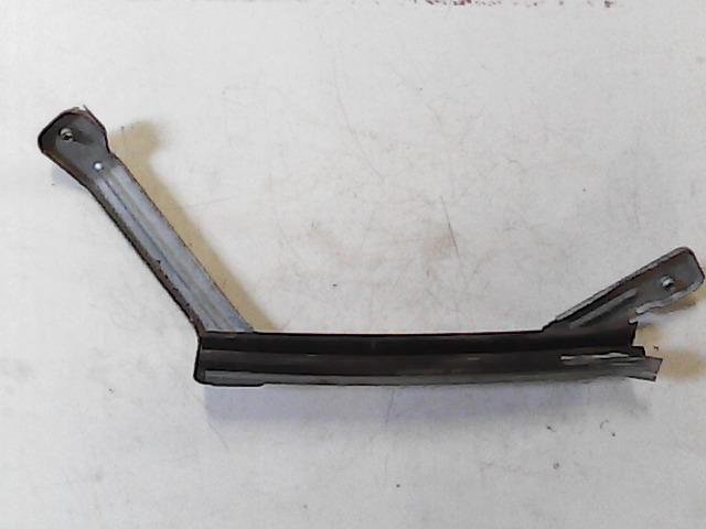 bontott PEUGEOT 407 Bal hátsó Ablak Sín