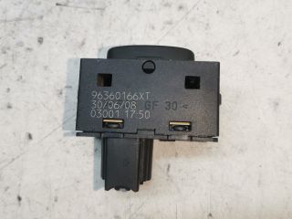 bontott PEUGEOT 407 Bal hátsó Ablakemelő Kapcsoló