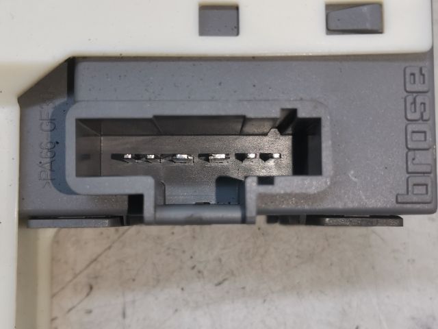 bontott PEUGEOT 407 Bal hátsó Ablakemelő Motor