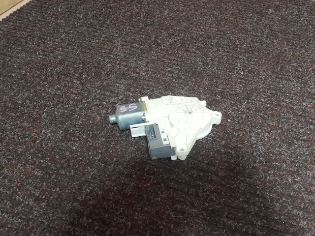 bontott PEUGEOT 407 Bal hátsó Ablakemelő Motor