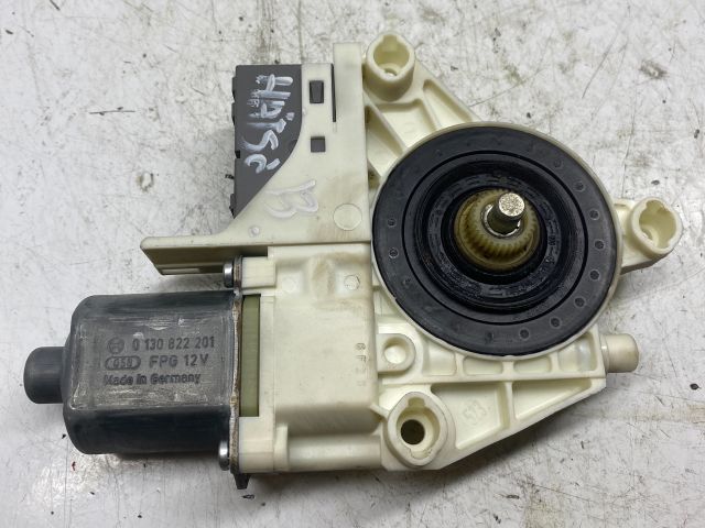 bontott PEUGEOT 407 Bal hátsó Ablakemelő Motor