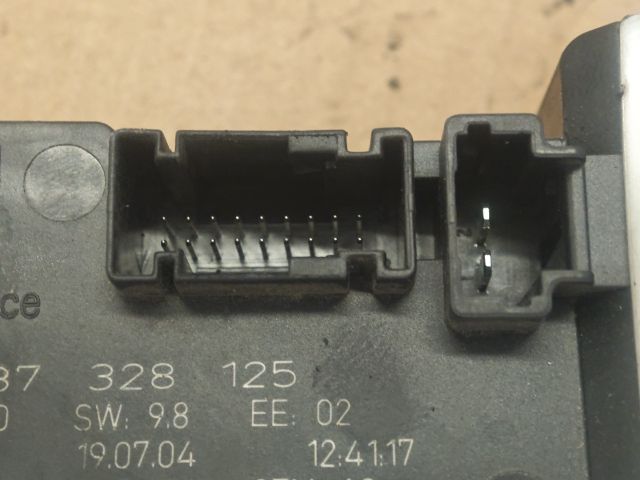 bontott PEUGEOT 407 Bal hátsó Ablakemelő Motor