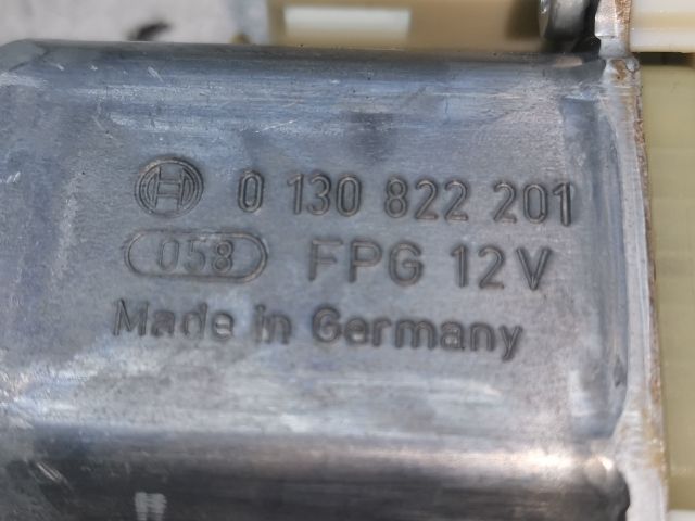 bontott PEUGEOT 407 Bal hátsó Ablakemelő Motor