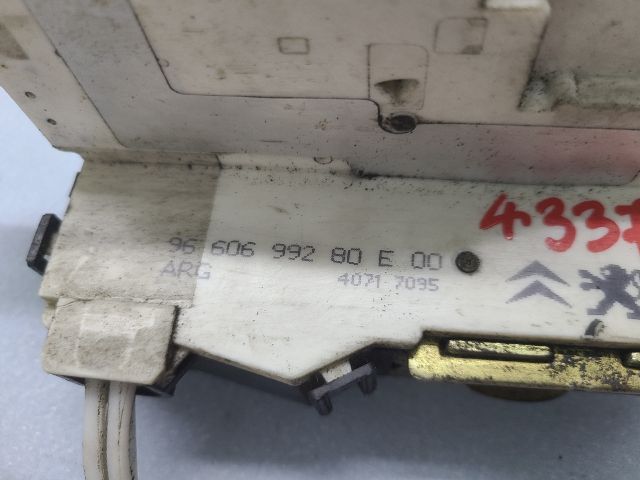 bontott PEUGEOT 407 Bal hátsó Ajtózár