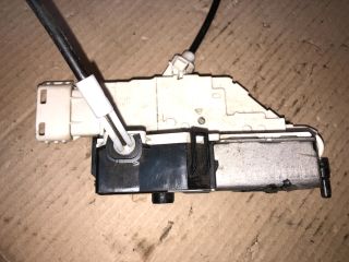 bontott PEUGEOT 407 Bal hátsó Ajtózár