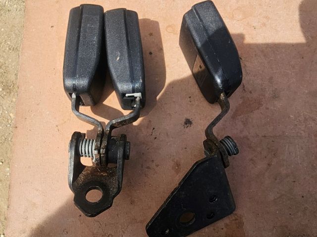 bontott PEUGEOT 407 Bal hátsó Biztonsági Öv Csat