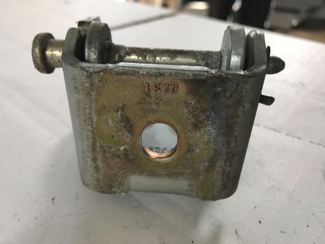 bontott PEUGEOT 407 Bal hátsó Felső Zsanér