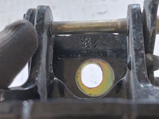 bontott PEUGEOT 407 Bal hátsó Felső Zsanér