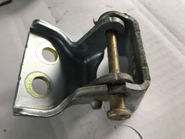 bontott PEUGEOT 407 Bal hátsó Felső Zsanér