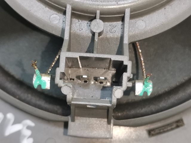 bontott PEUGEOT 407 Bal hátsó Hangszóró