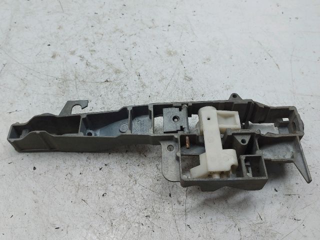 bontott PEUGEOT 407 Bal hátsó Kilincs Hátulja