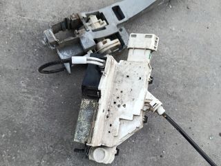 bontott PEUGEOT 407 Bal hátsó Központizár Motor