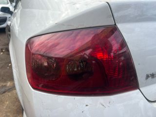 bontott PEUGEOT 407 Bal Hátsó Lámpa