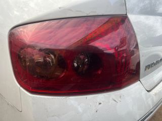 bontott PEUGEOT 407 Bal Hátsó Lámpa