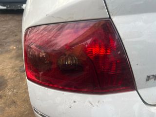 bontott PEUGEOT 407 Bal Hátsó Lámpa