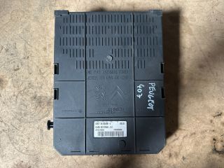 bontott PEUGEOT 407 Biztosítéktábla Utastér