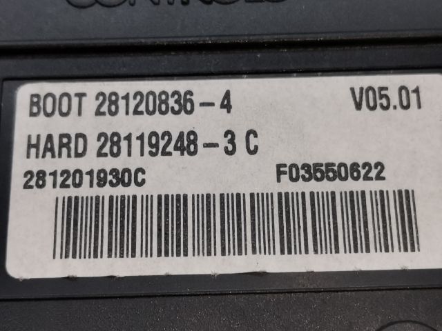 bontott PEUGEOT 407 Biztosítéktábla Utastér