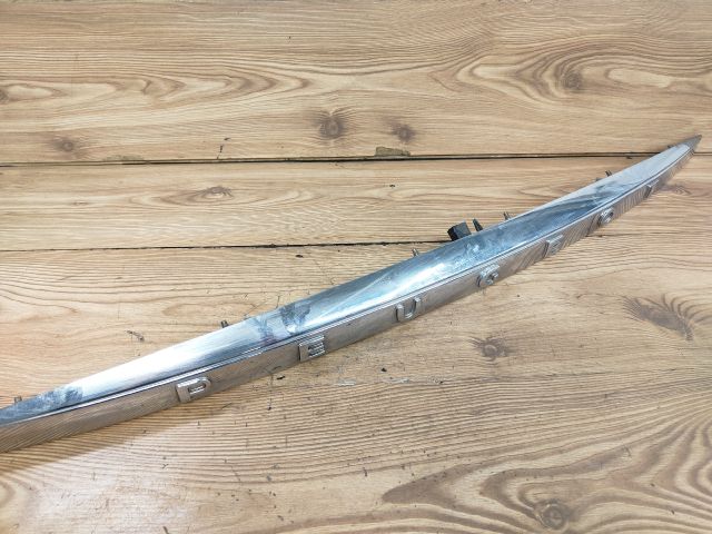 bontott PEUGEOT 407 Csomagtérajtó Díszléc