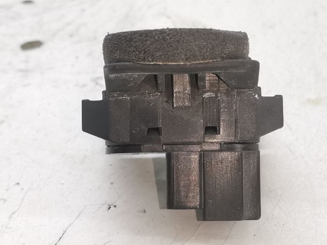 bontott PEUGEOT 407 Csomagtérajtó Kapcsoló