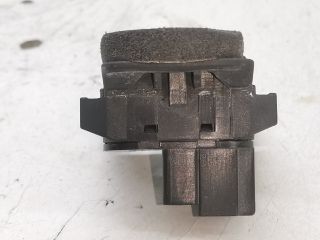 bontott PEUGEOT 407 Csomagtérajtó Kapcsoló