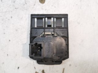 bontott PEUGEOT 407 Csomagtérajtó Kapcsoló