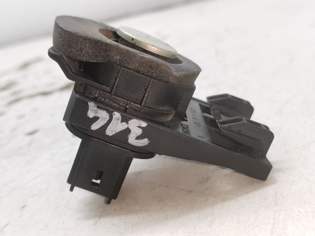 bontott PEUGEOT 407 Csomagtérajtó Kapcsoló