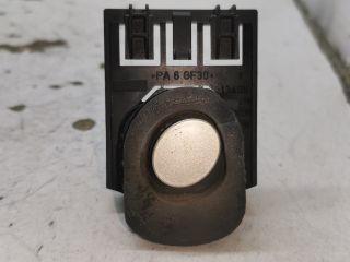 bontott PEUGEOT 407 Csomagtérajtó Kapcsoló