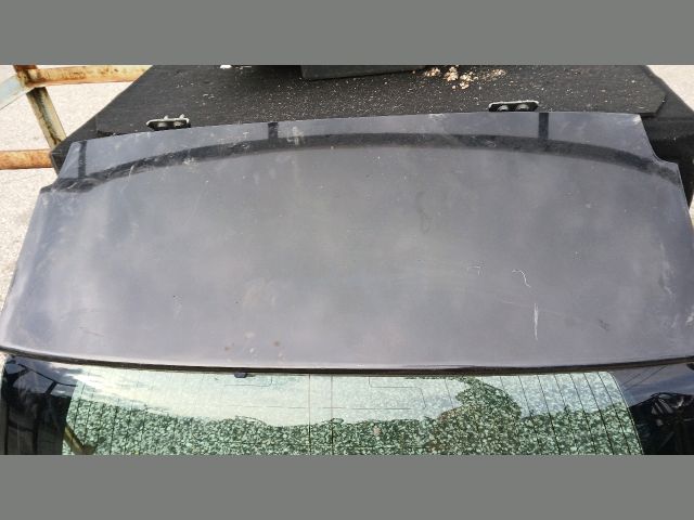 bontott PEUGEOT 407 Csomagtérajtó (Részeivel)