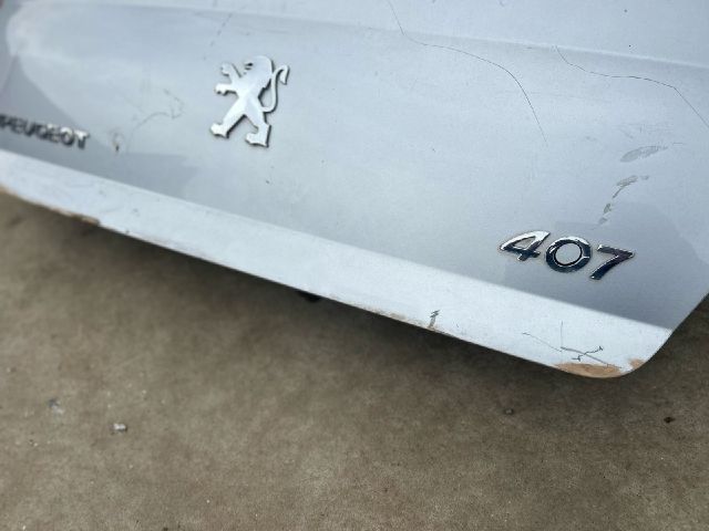 bontott PEUGEOT 407 Csomagtérajtó (Üres lemez)