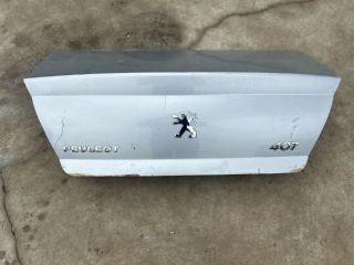 bontott PEUGEOT 407 Csomagtérajtó (Üres lemez)