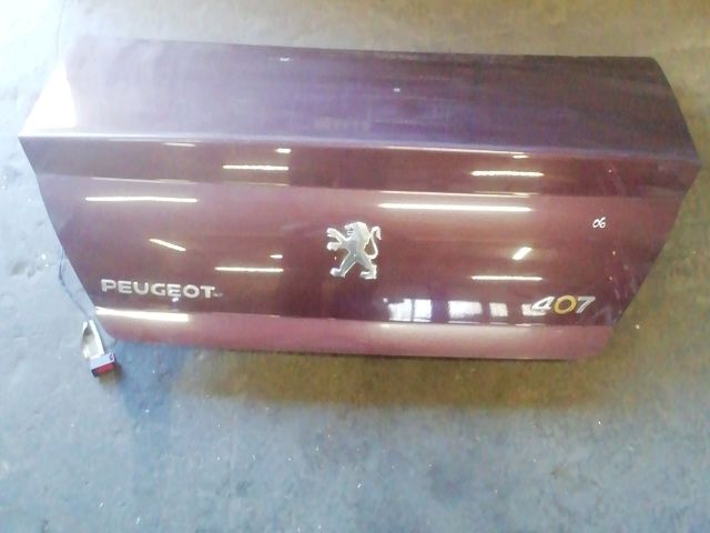 bontott PEUGEOT 407 Csomagtérajtó (Üres lemez)