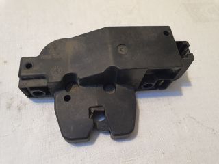 bontott PEUGEOT 407 Csomagtérajtó Zárszerkezet