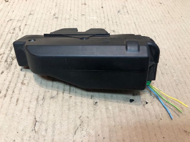 bontott PEUGEOT 407 Csomagtérajtó Zárszerkezet