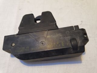 bontott PEUGEOT 407 Csomagtérajtó Zárszerkezet