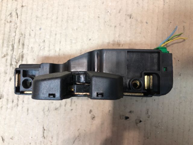 bontott PEUGEOT 407 Csomagtérajtó Zárszerkezet