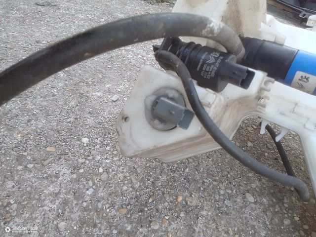 bontott PEUGEOT 407 Első Ablakmosó Szivattyú