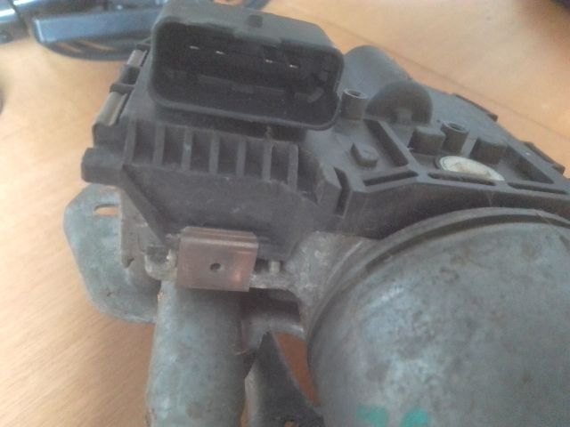 bontott PEUGEOT 407 Első Ablaktörlő Motor