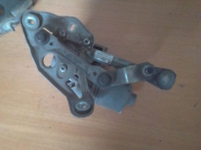 bontott PEUGEOT 407 Első Ablaktörlő Szerkezet