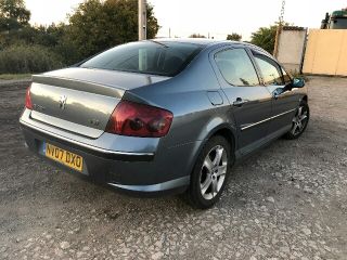 bontott PEUGEOT 407 Első Hamutartó