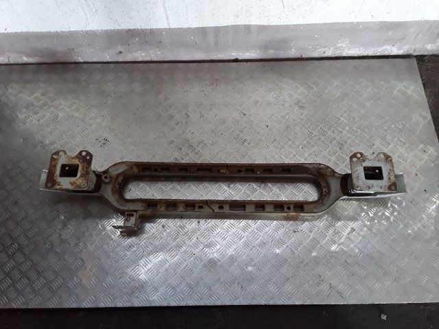 bontott PEUGEOT 407 Első Lökhárító Merevítő (Fém)