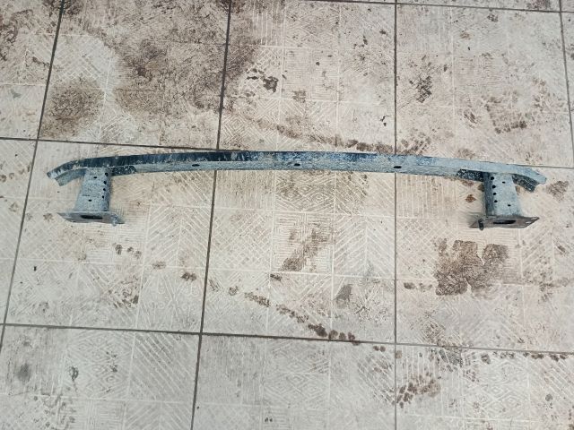 bontott PEUGEOT 407 Első Lökhárító Merevítő (Fém)